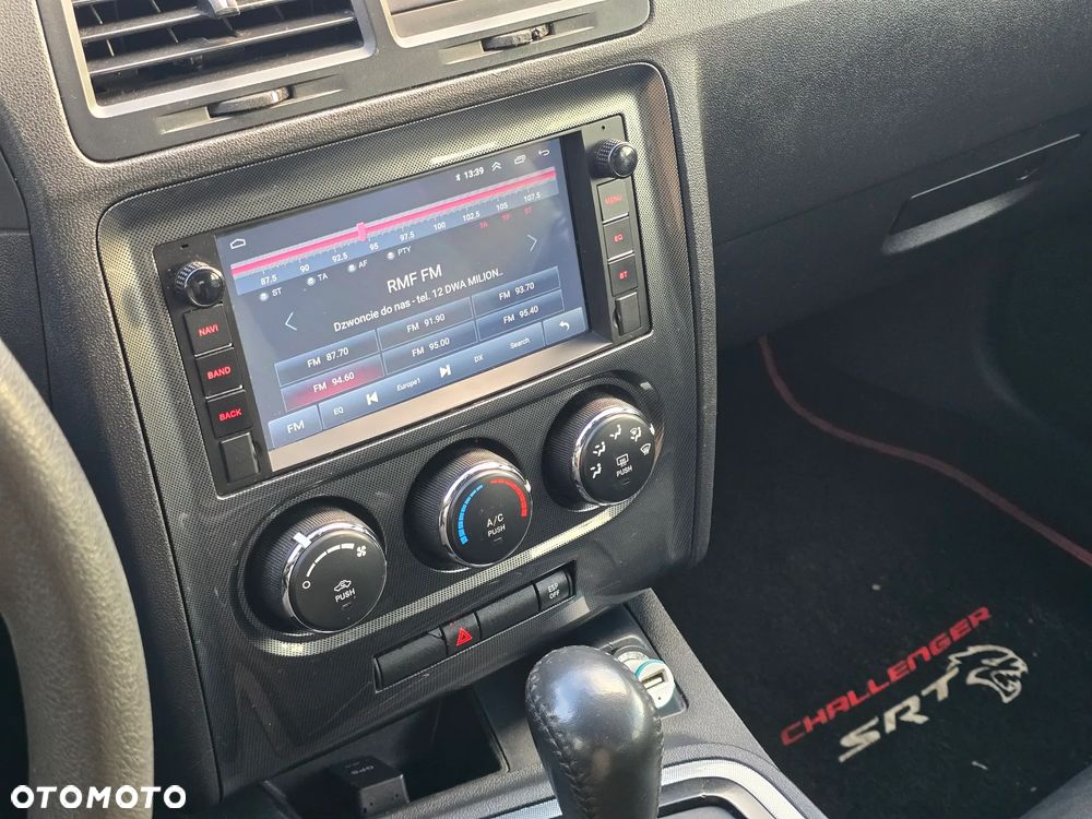 Dodge Challenger - 15