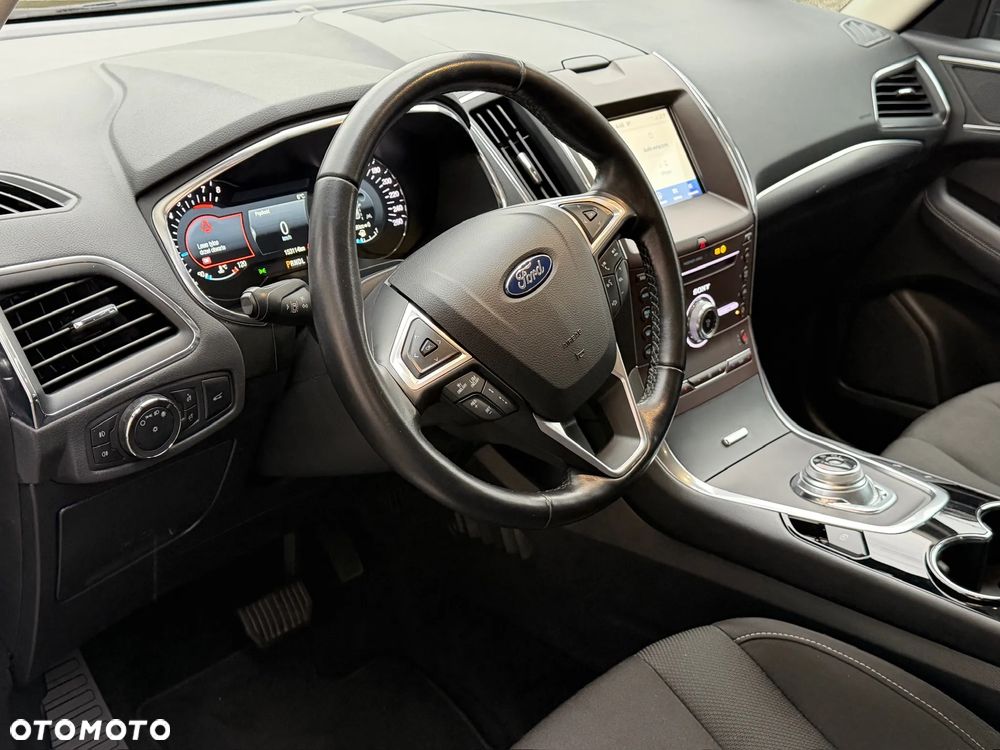Ford S-Max 2.5 Duratec FHEV TITANIUM - 31
