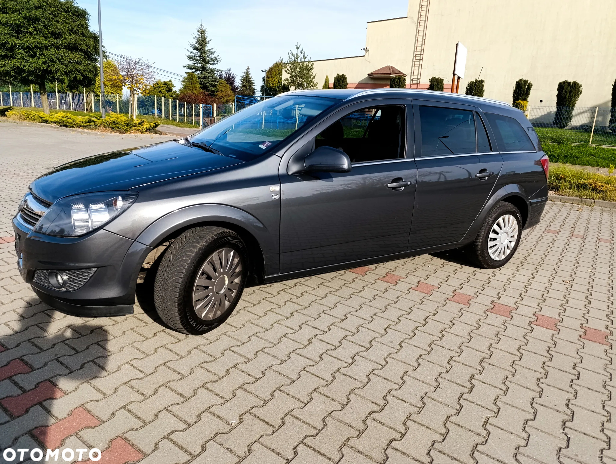 Opel Astra 1.4 Caravan Edition 111 Jahre - 8