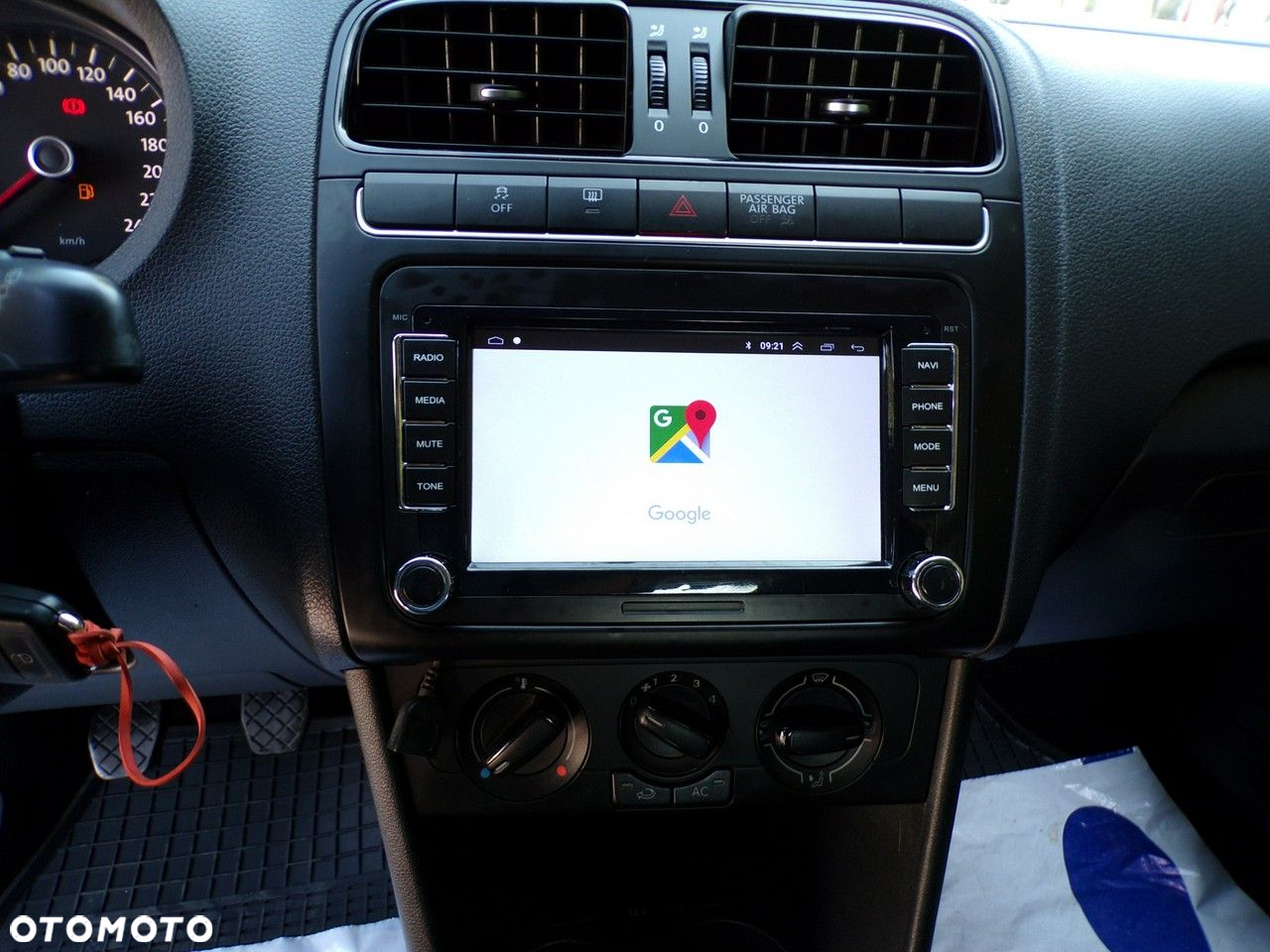 Volkswagen Polo - 24