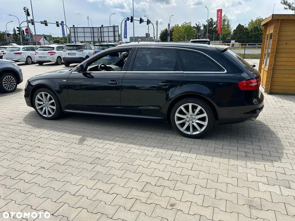 Audi A4 Avant 2.0 TDI DPF clean diesel multitronic S line Sportpaket - 9