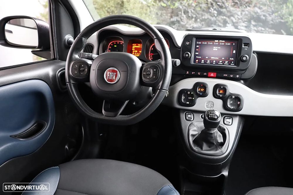Fiat Panda 1.0 Hybrid City Cross - 12