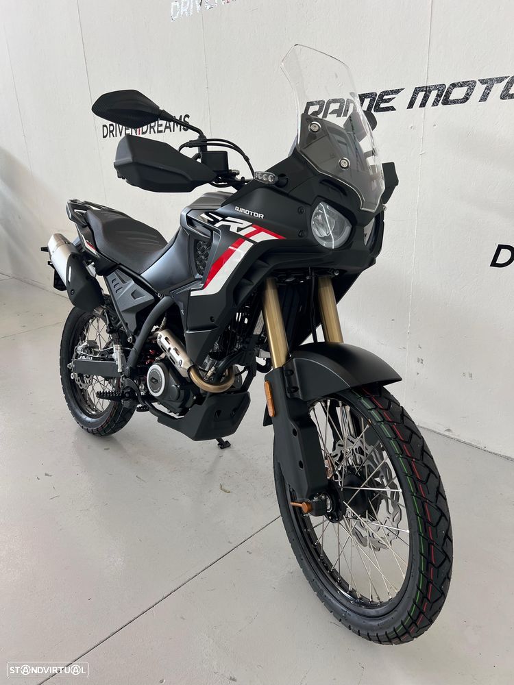 QJ Motor SRT 125DX - 5