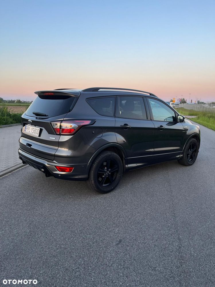Ford Kuga 1.5 EcoBoost 2x4 ST-Line - 13