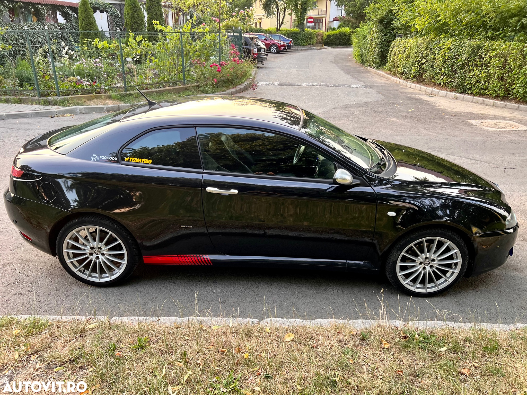 Alfa Romeo GT 1.9 Multijet Distinctive - 14