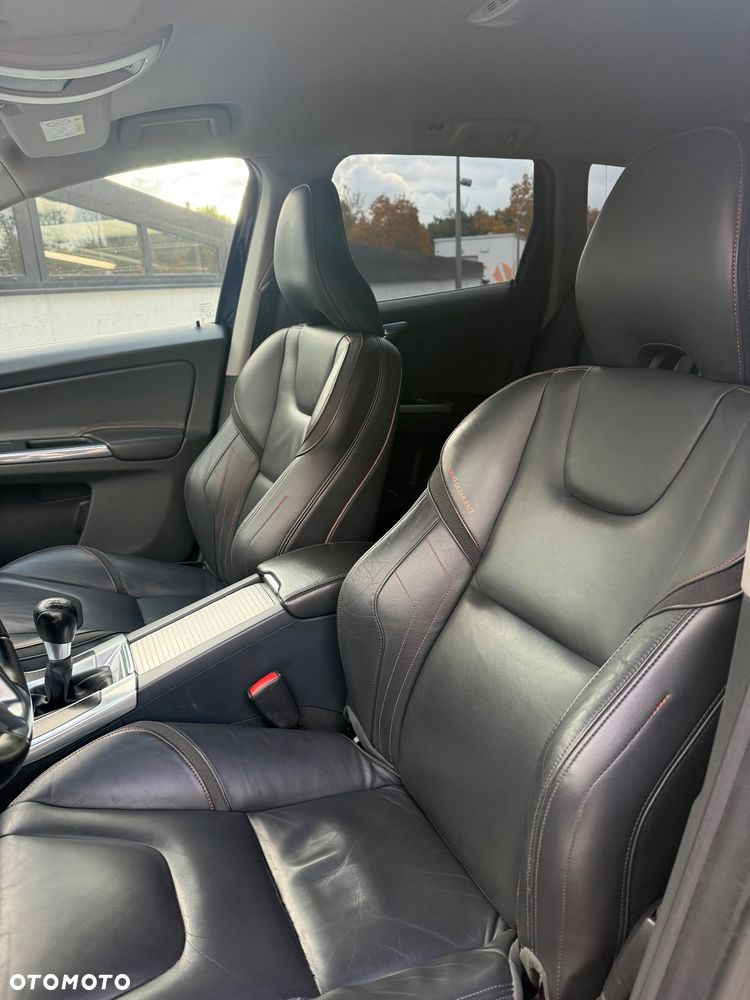 Volvo XC 60 D4 AWD Ocean Race - 23