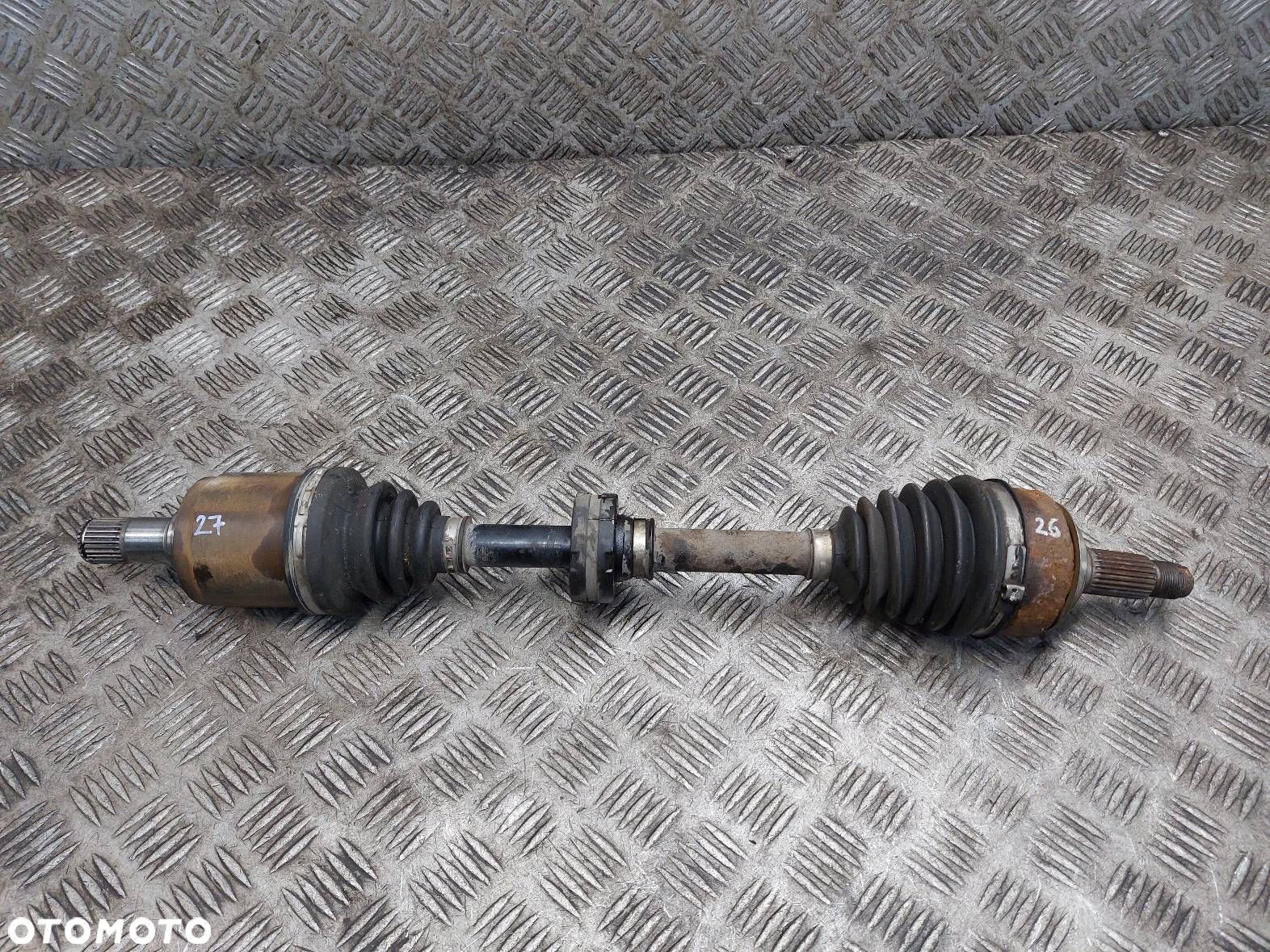 PÓŁOŚ LEWY PRZÓD LEWA HONDA CIVIC VIII UFO 1.8 16V MANUAL 6 BIEGÓW - 1