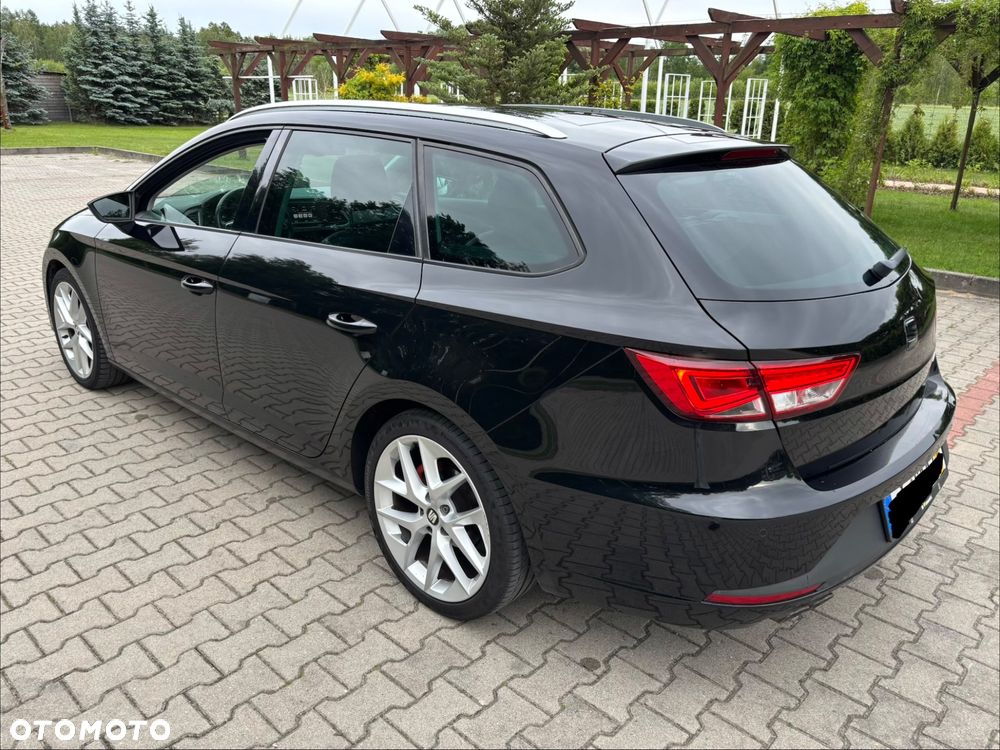 Seat Leon 2.0 TDI DPF Start&Stop DSG FR - 10