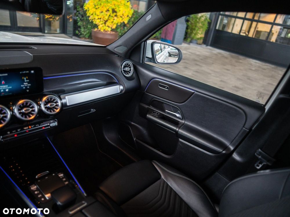 Mercedes-Benz GLB 200 d Progressive 8G-DCT - 15