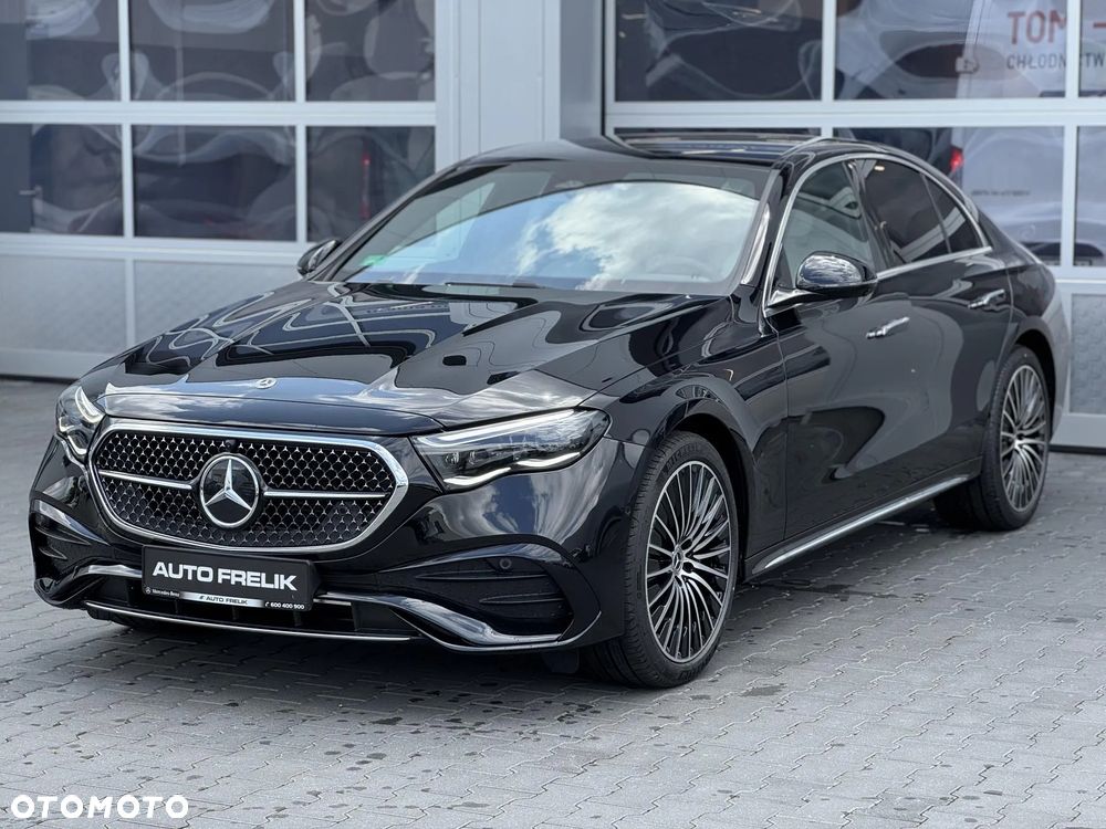 Mercedes-Benz Klasa E 300 PHEV 4-Matic AMG 9G-Tronic - 4