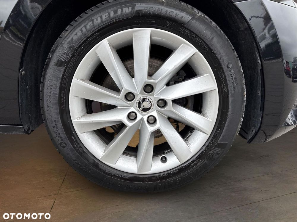 Skoda Superb 2.0 TDI SCR Ambition - 18