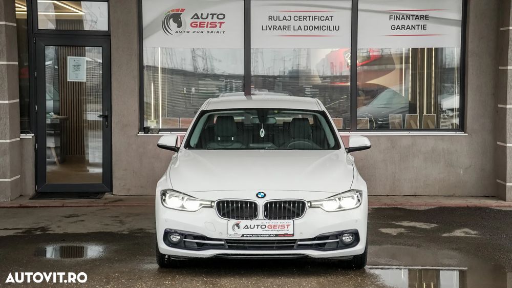 BMW Seria 3 320i Aut. M Sport - 3
