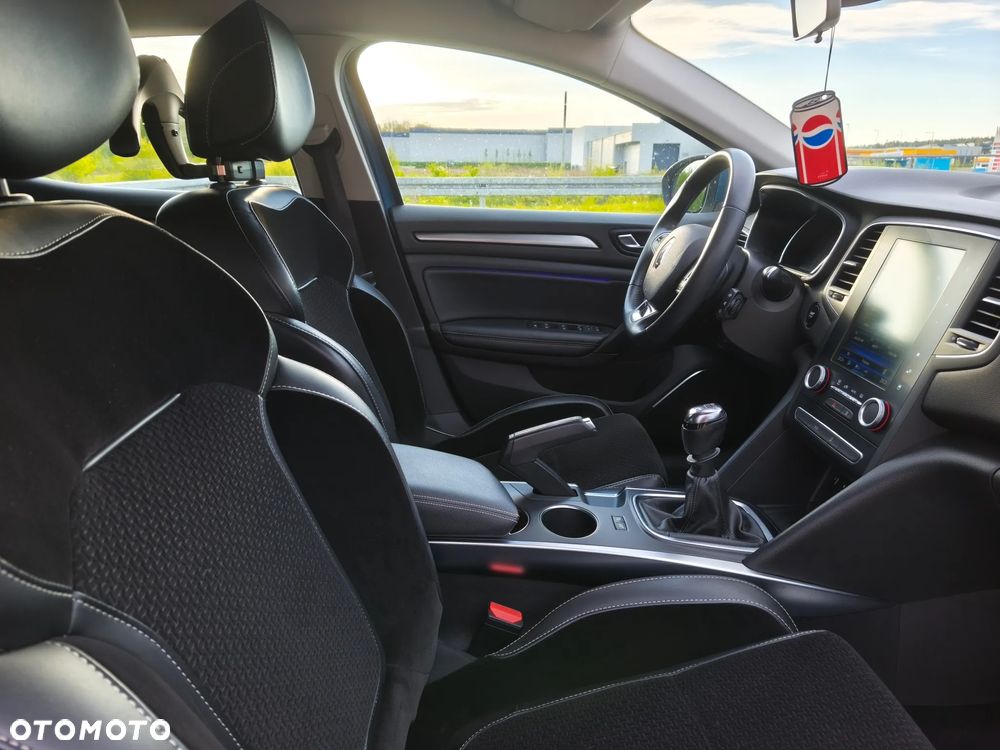 Renault Megane 1.2 Energy TCe Intens - 9