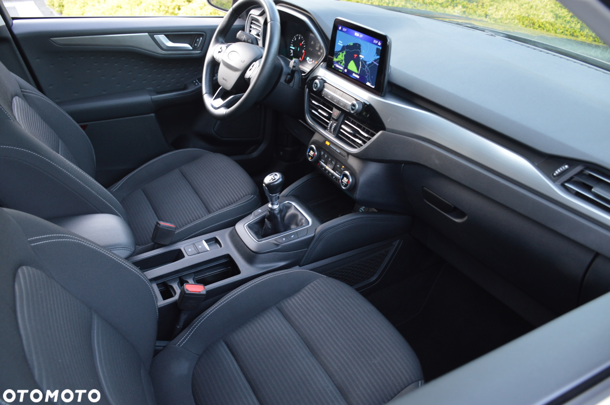 Ford Kuga 2.0 EcoBlue Hybrid TITANIUM - 22