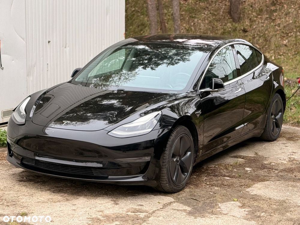 Tesla Model 3 - 2