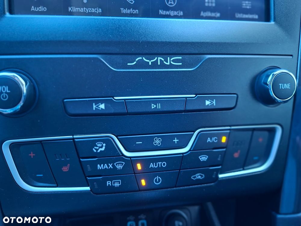 Ford Mondeo - 25