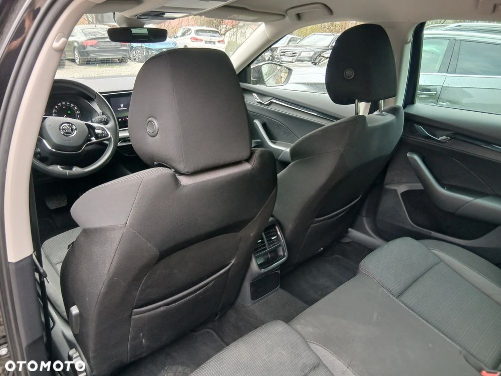 Skoda Octavia 2.0 TSI 4x4 DSG Ambition - 12
