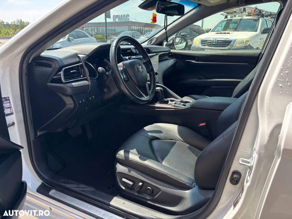 TOYOTA Camry 2021 — imagine 11