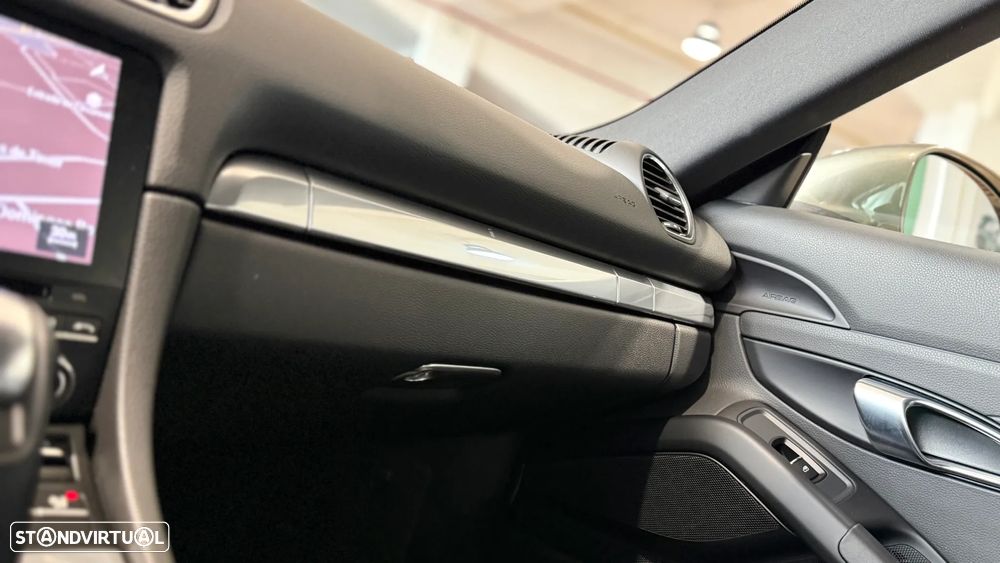 Porsche 718 Cayman 2.0 PDK - 28