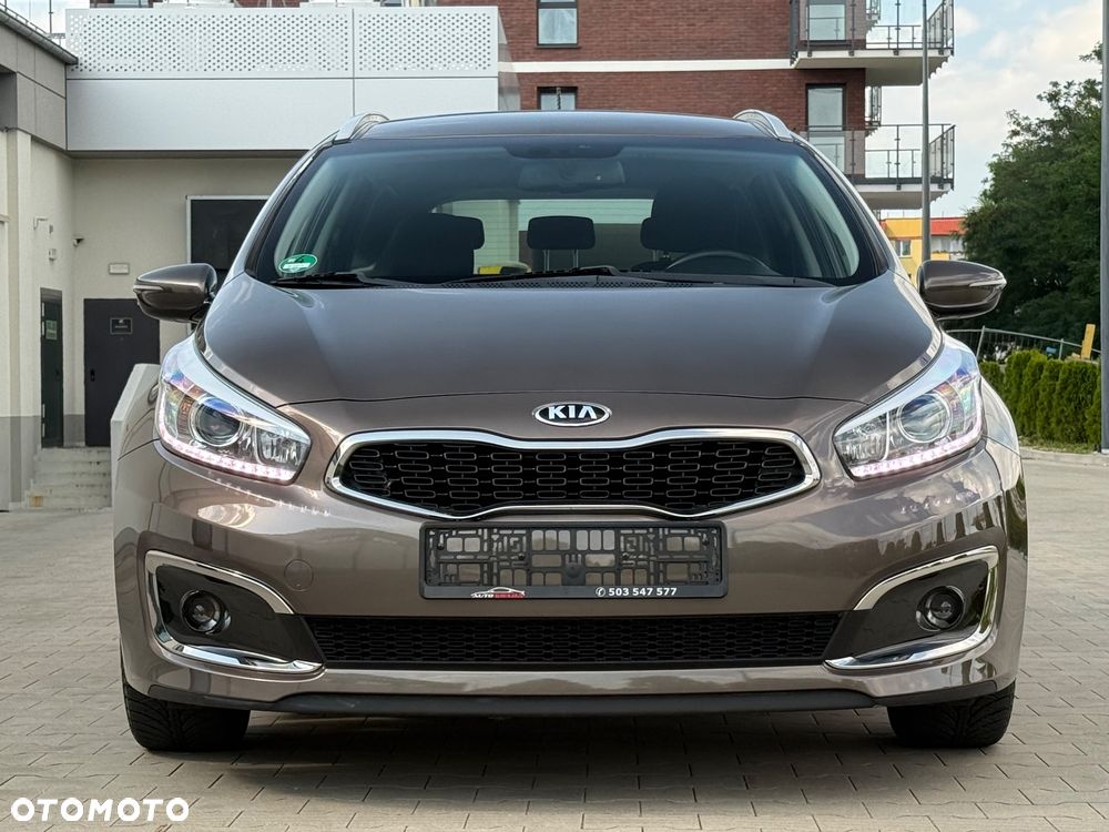 Kia Ceed 1.6 GDI Platinum Edition - 2