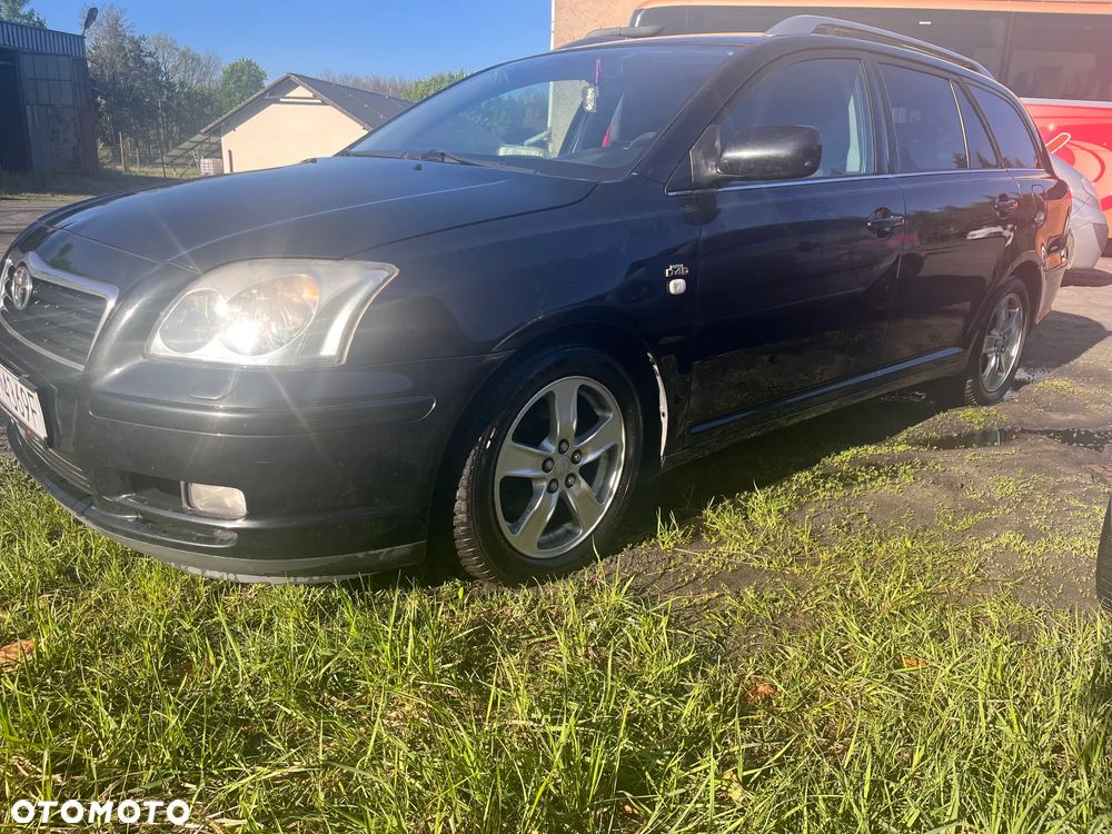 Toyota Avensis 2.0 D-4D Combi - 2