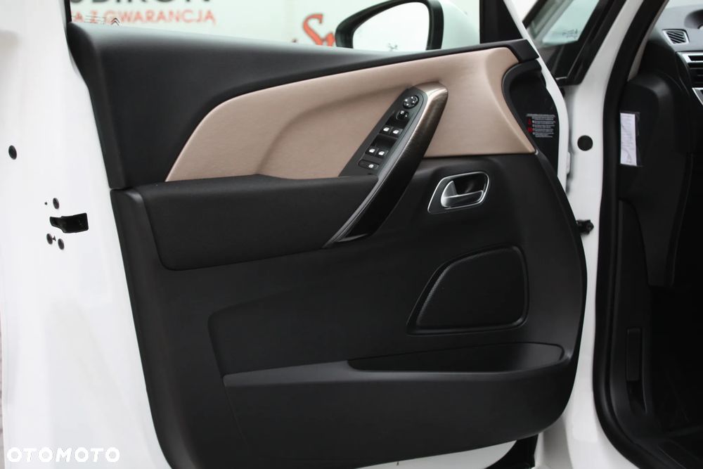 Citroën C4 Grand Picasso 1.6 THP Exclusive - 21