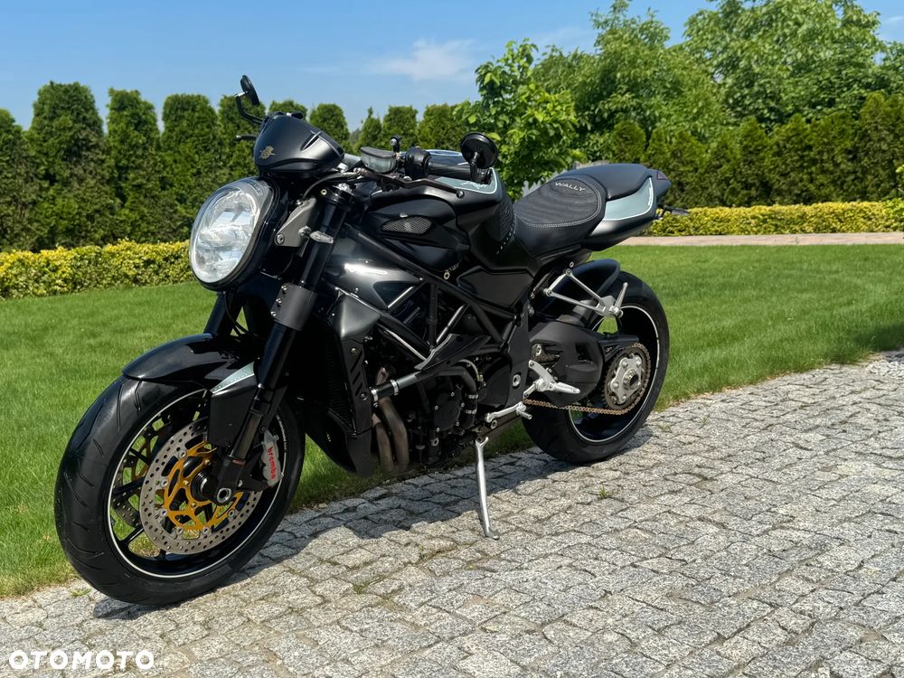 MV AGUSTA Brutale - 8