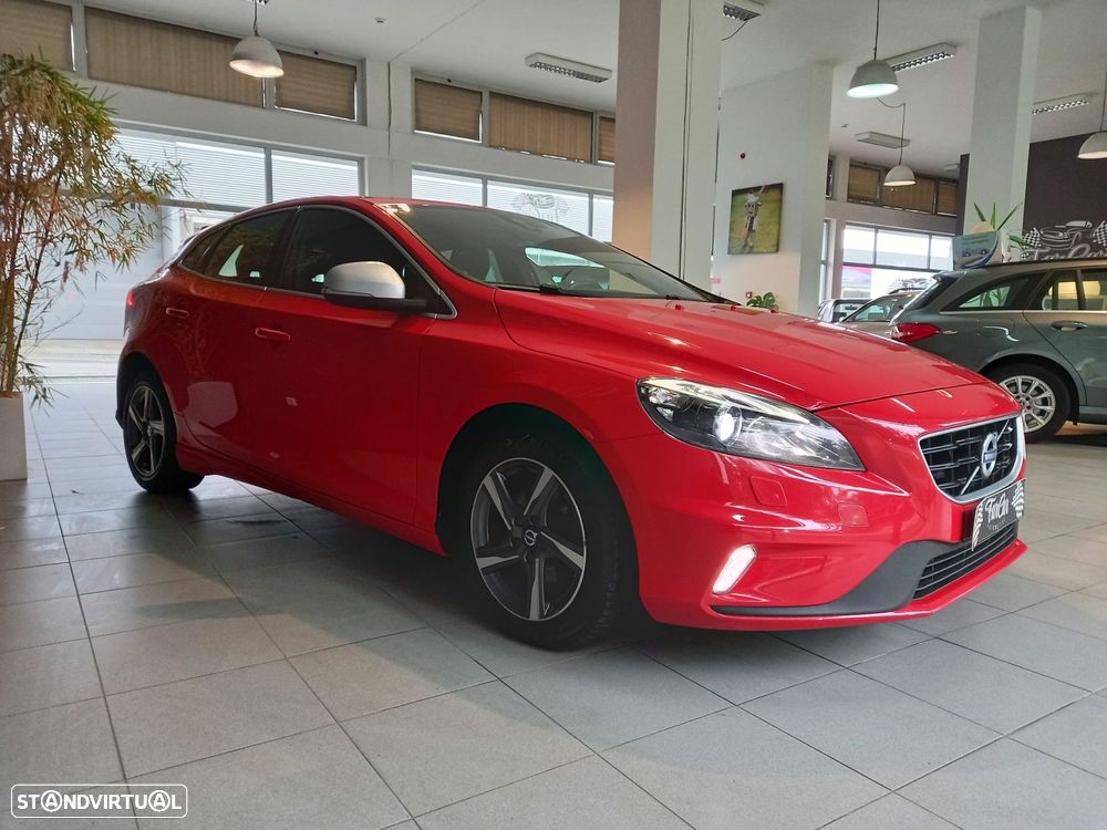 Volvo V40 2.0 D2 R-Design - 27