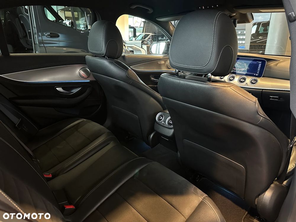 Mercedes-Benz Klasa E 220 d 9G-TRONIC - 14