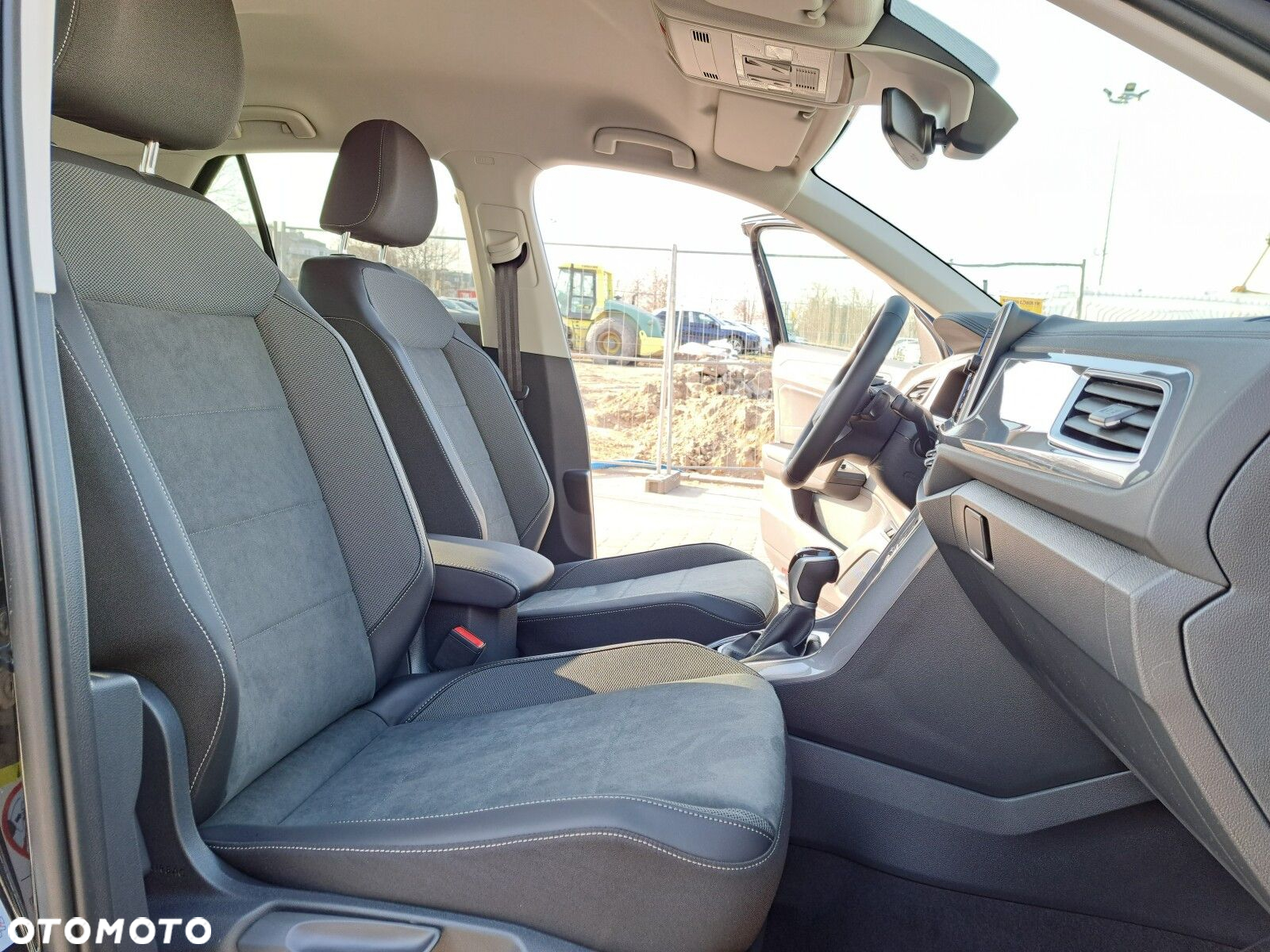Volkswagen T-Roc 2.0 TSI 4Motion Style DSG - 19