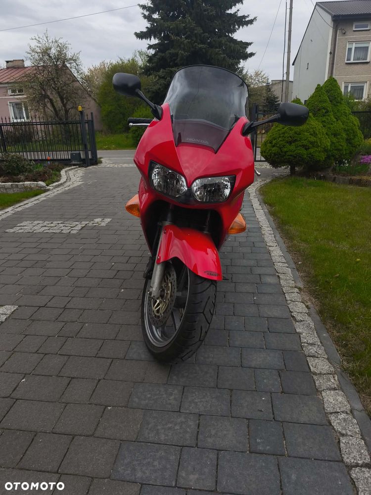 Honda VFR - 5