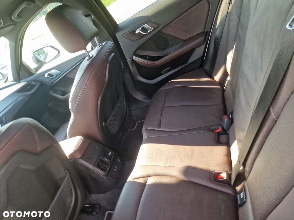 BMW Seria 1 120i Edition Colorvision - 17