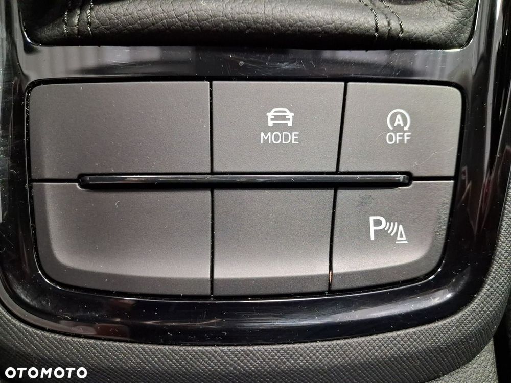 Skoda Scala 1.0 TSI Selection DSG - 35