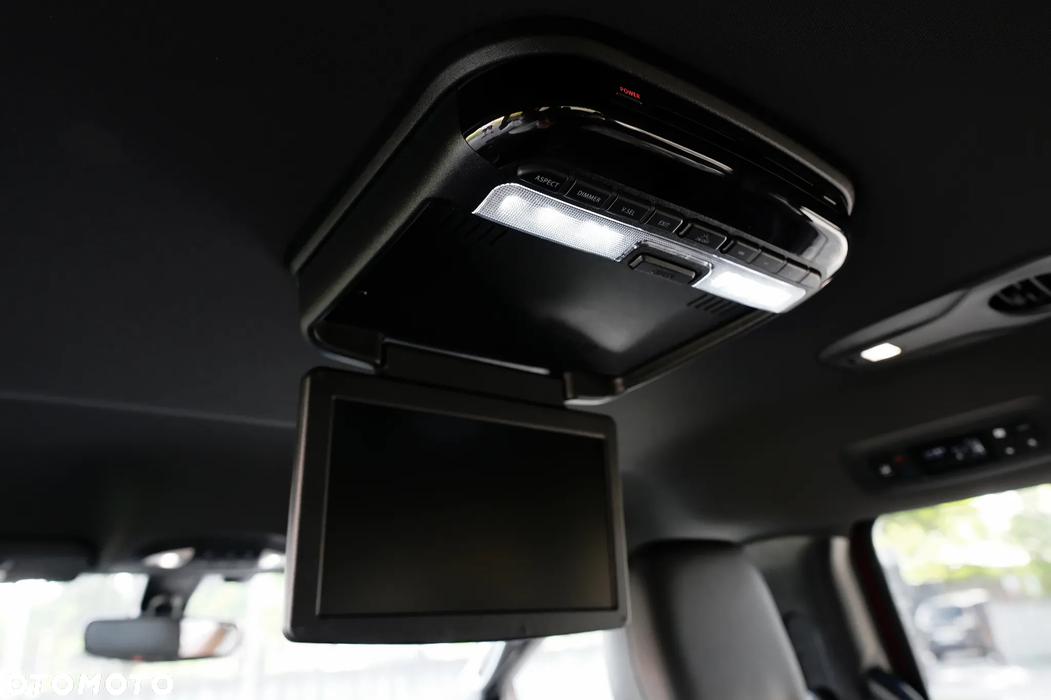 Chrysler Pacifica - 37
