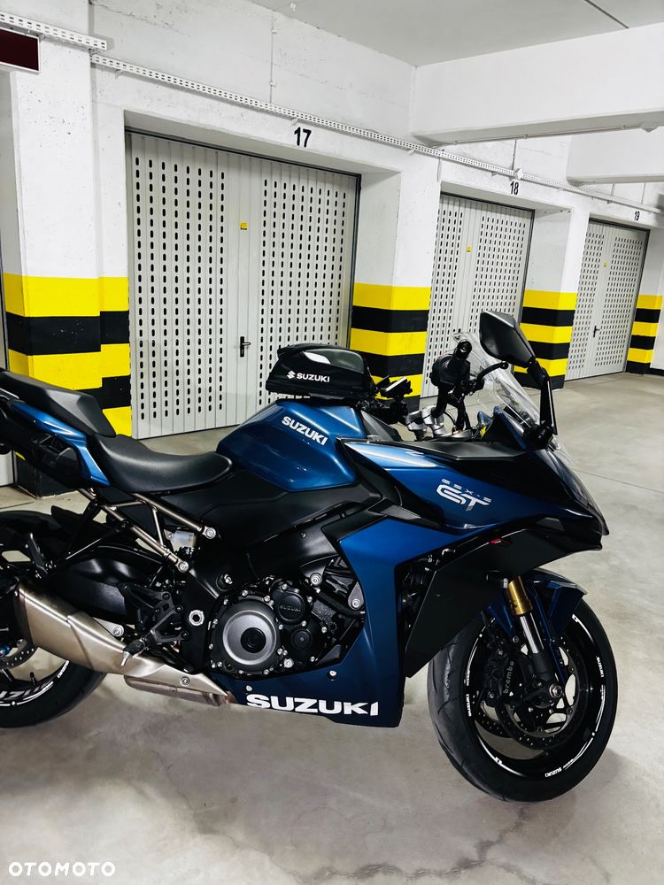 Suzuki GSX 1000 - 7