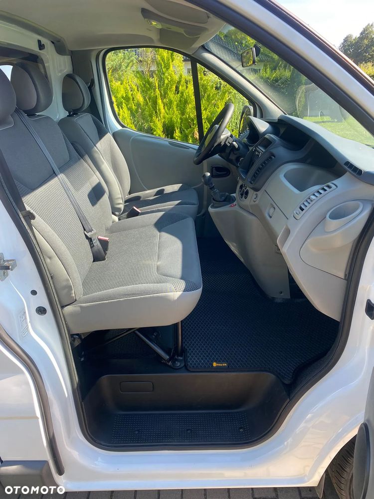Opel Vivaro - 13