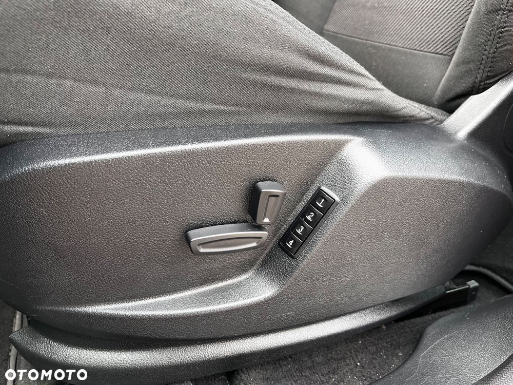 Ford S-Max 1.6 T Titanium - 23