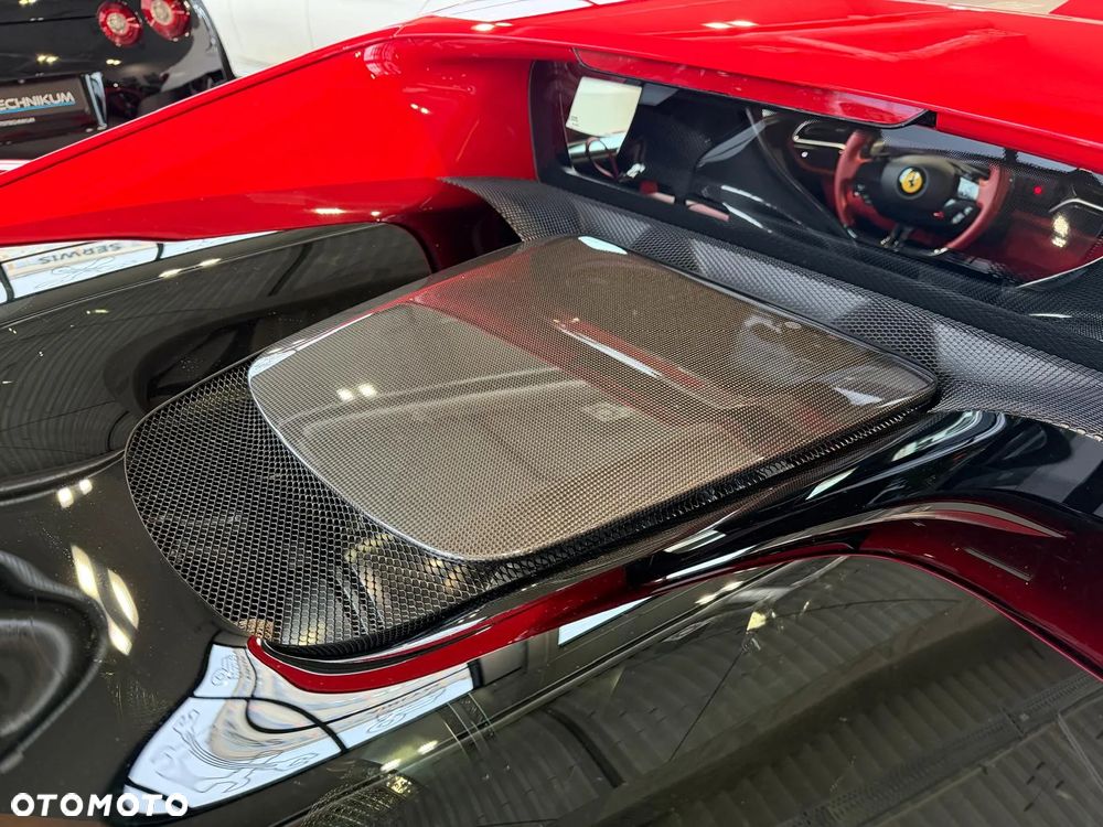 Ferrari 296 GTB - 10