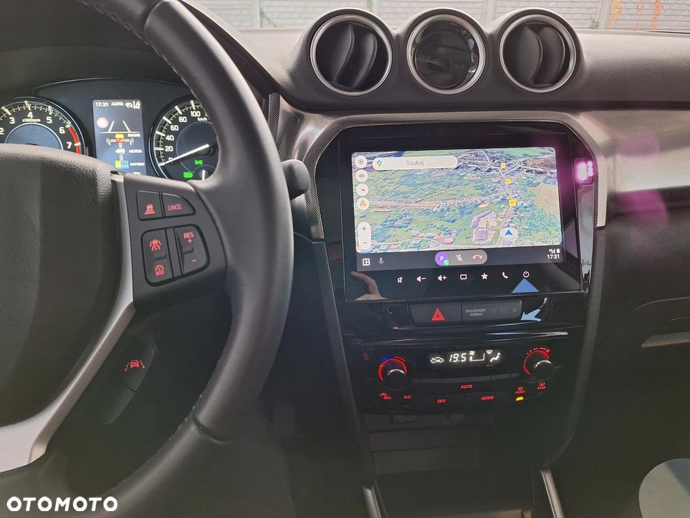 Suzuki Vitara 1.4 Boosterjet Hybrid Allgrip Comfort+ "SHINKAI" - 17