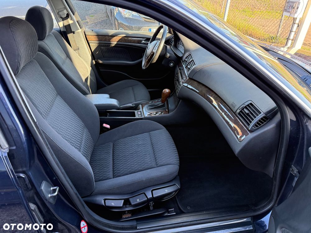 BMW Seria 3 - 25