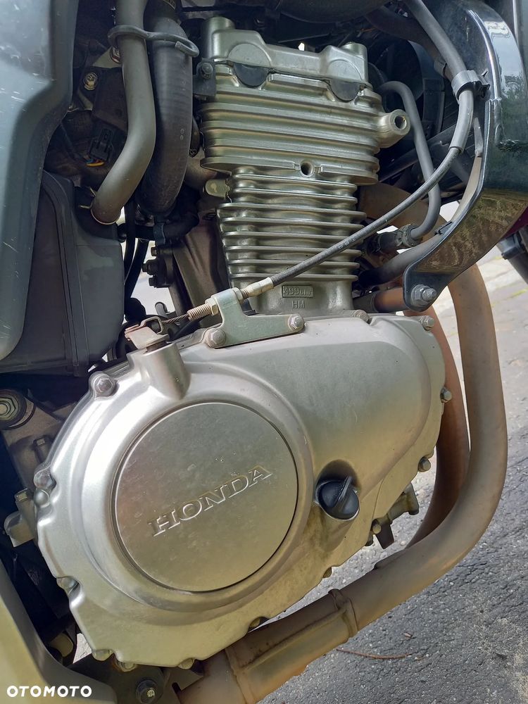 Honda CBF - 15