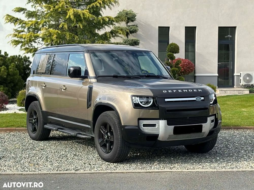 Land Rover Defender - 2