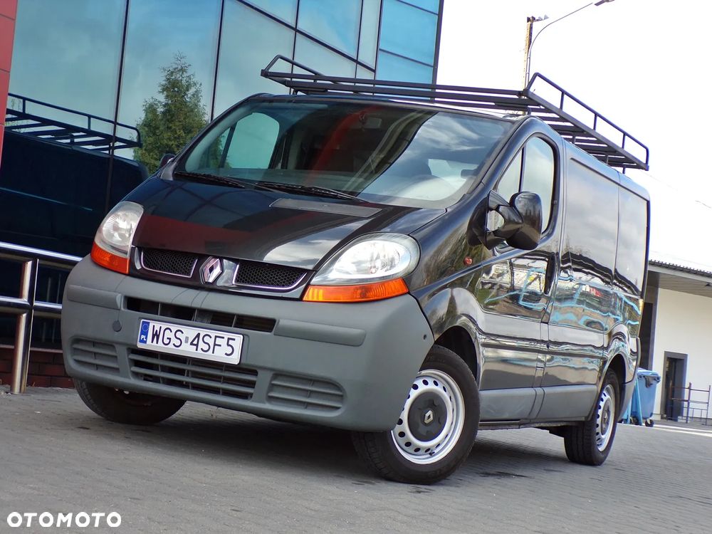 Renault TRAFIC - 1