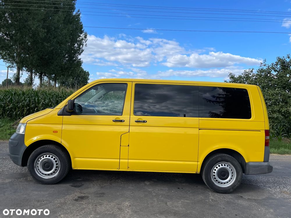 Volkswagen Transporter T5 2.5 TDI 131 KM Manual 6 Biegów 2X drzwi boczne przesuwne 2005 ROK - 6