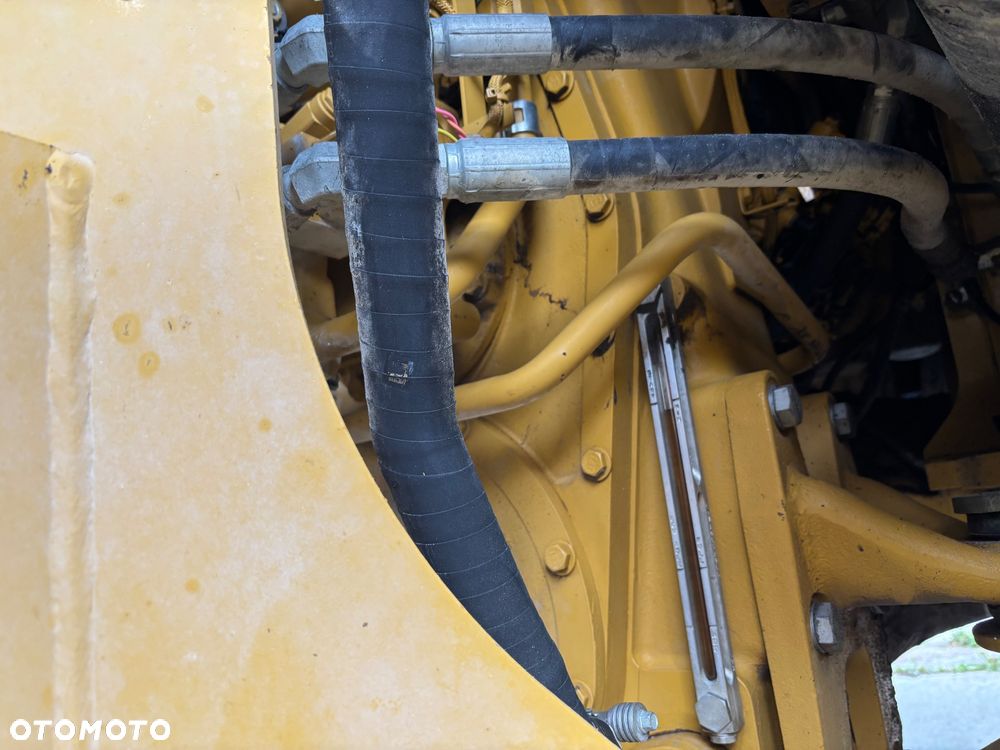 Caterpillar CAT 980M rok 2018 waga 30ton , łyżka 6m3 - 14