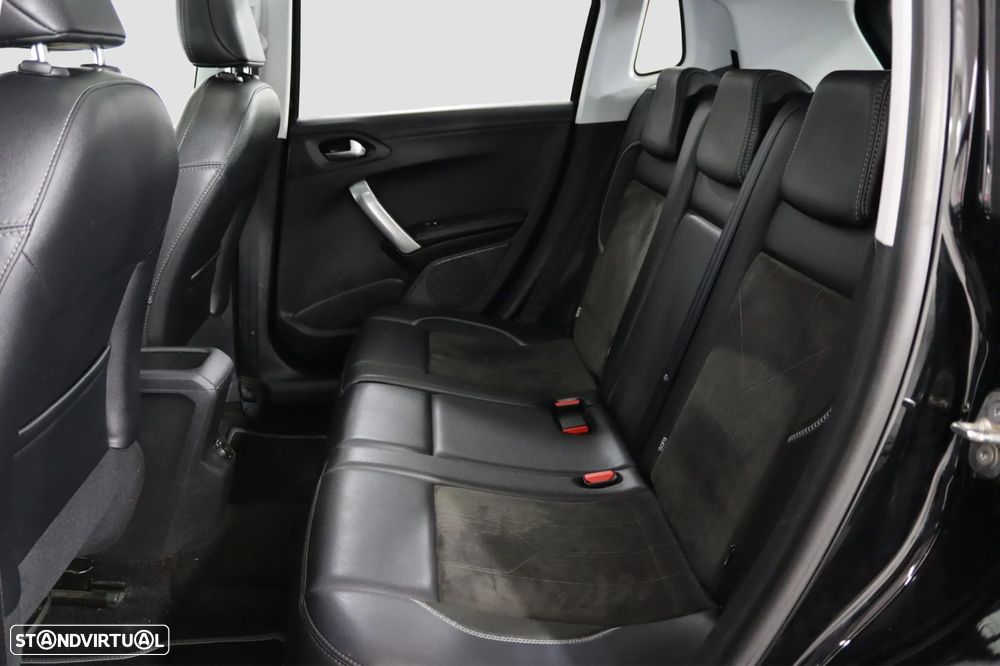 Peugeot 2008 1.2 PureTech Allure - 8