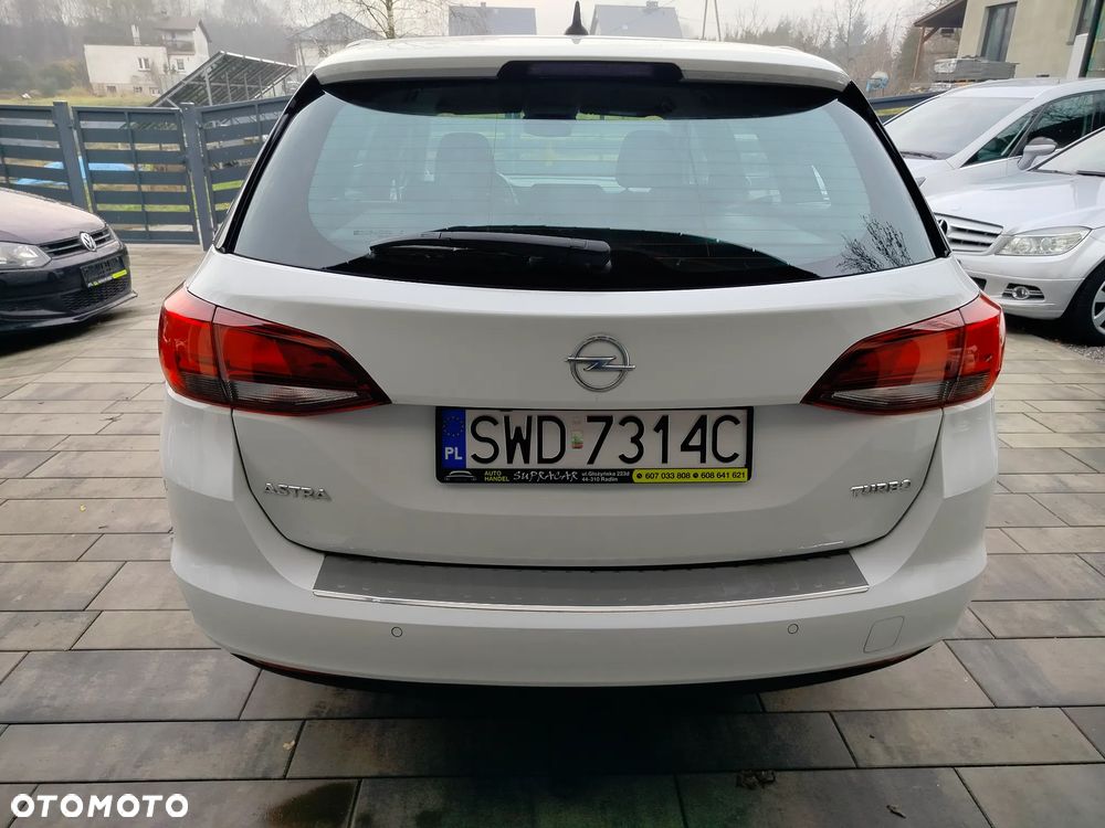 Opel Astra 1.4 Turbo Innovation - 4