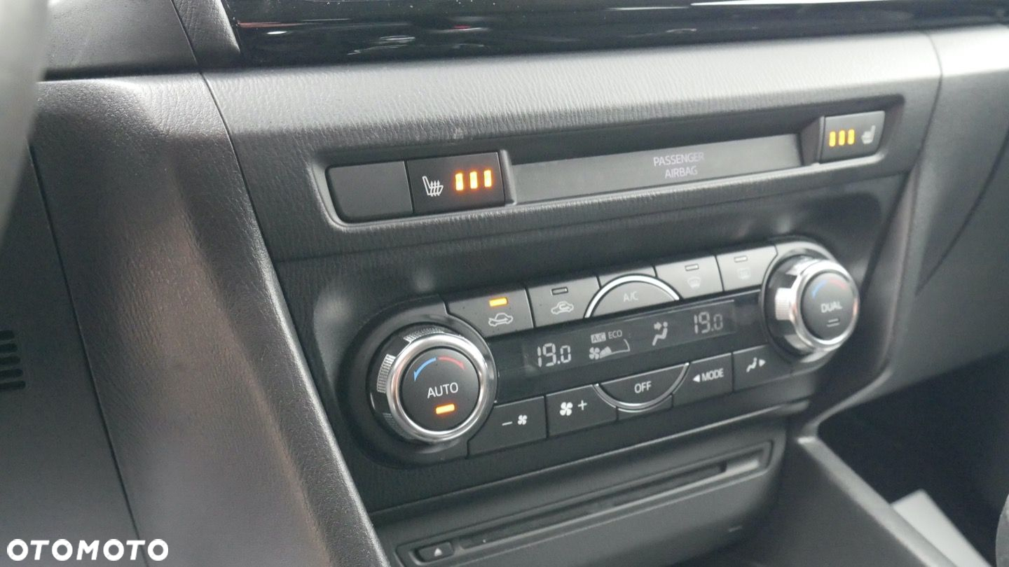 Mazda 3 - 10