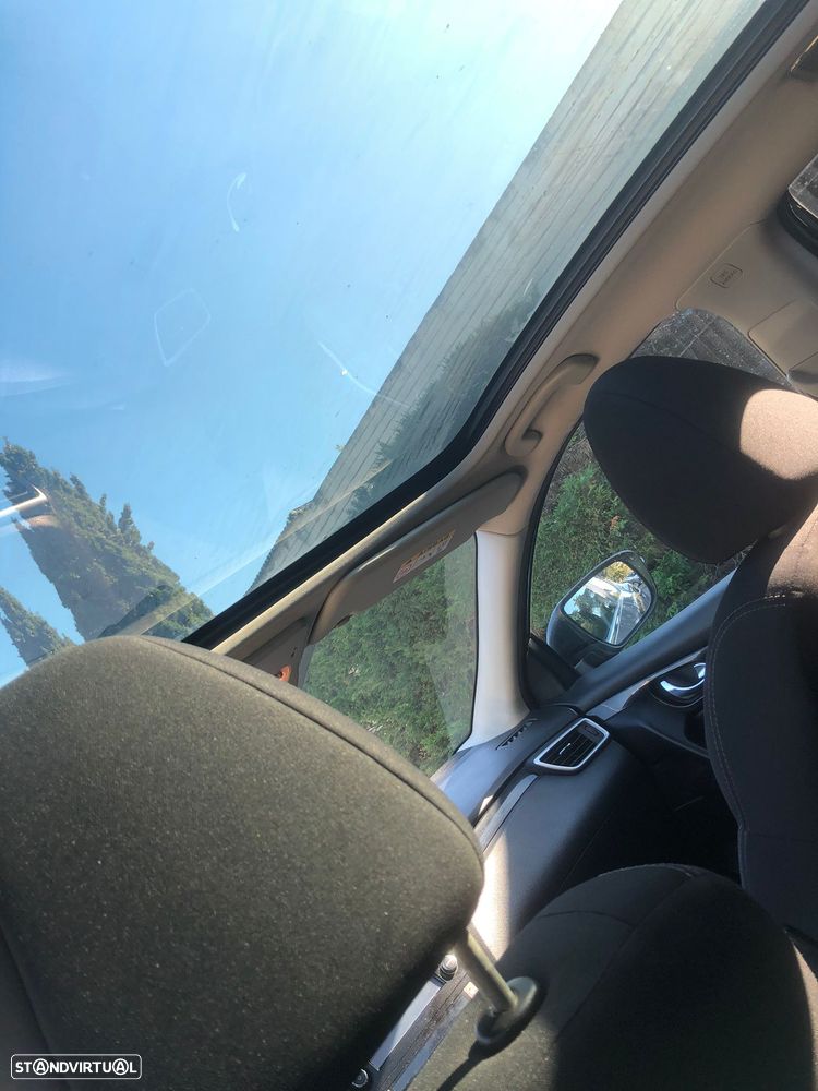 Nissan Qashqai 1.6 dCi Acenta Xtronic - 15