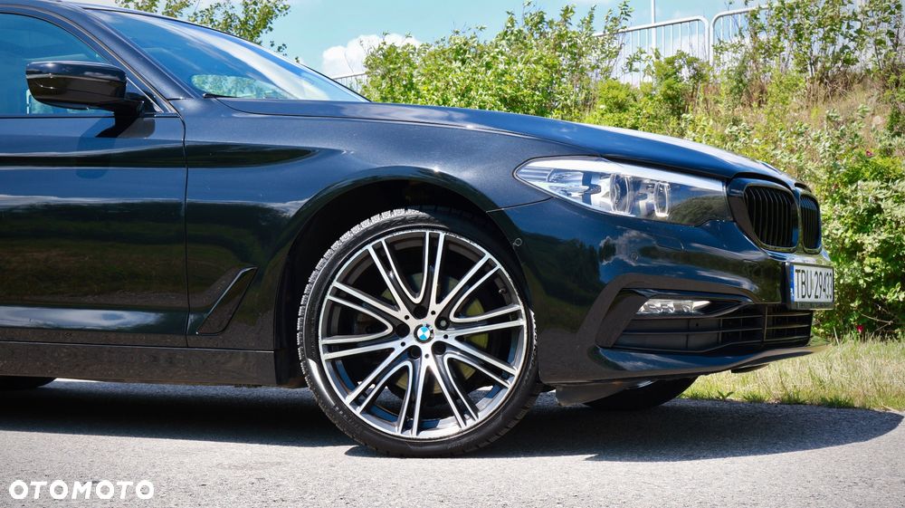 BMW Seria 5 520d xDrive MHEV Sport Line sport - 3